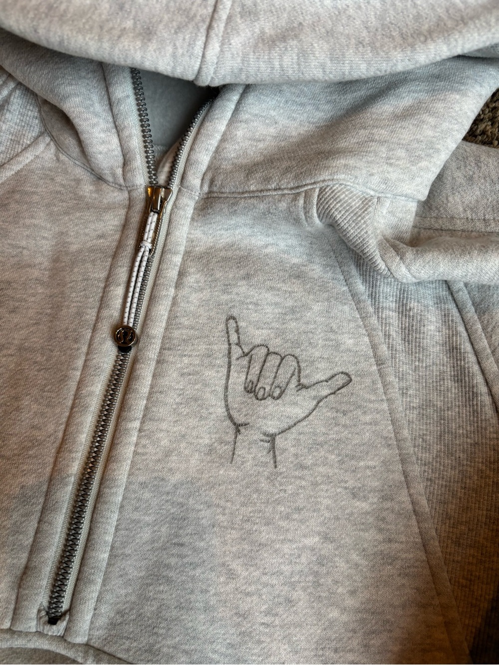 Rare Hawaii hang loose Shaka lululemon scuba hoodie partial zip size xs/s